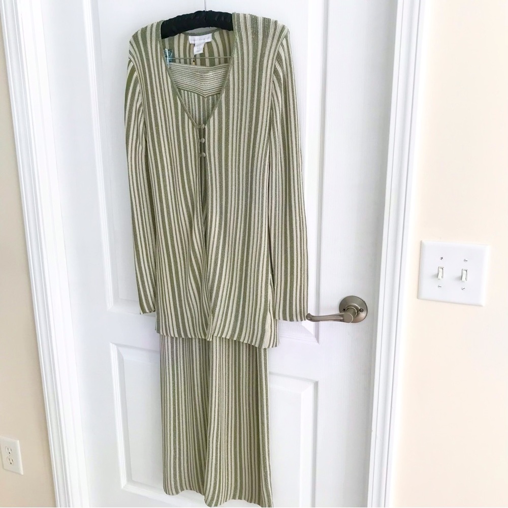 ✴️House of Harlow 1960 Sparkling Two-Piece  Pantsuit, Metallic Threads, XS, NWT…